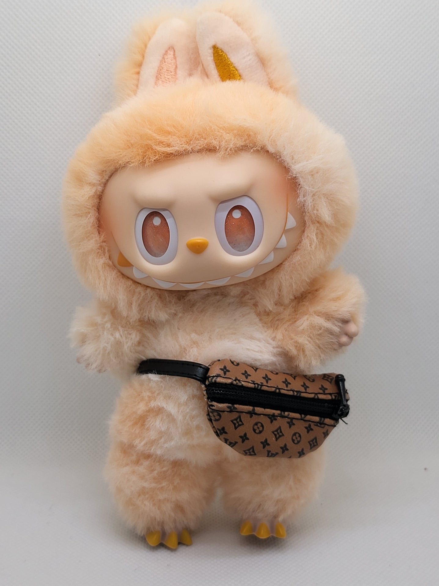 Labubu Vacation Luxe – LV Fanny Pack Edition