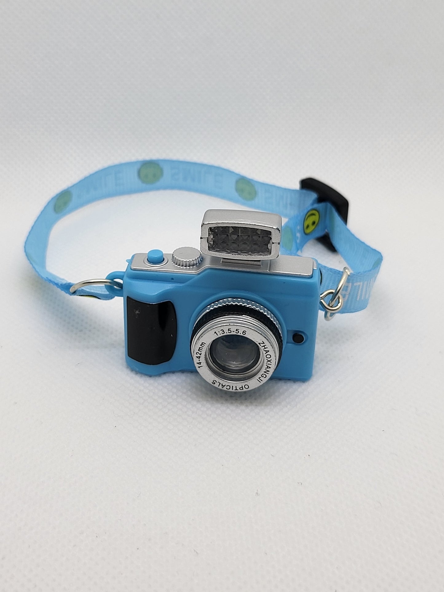 Labubu Mini Camera – Blue Snap Edition (With Flash)