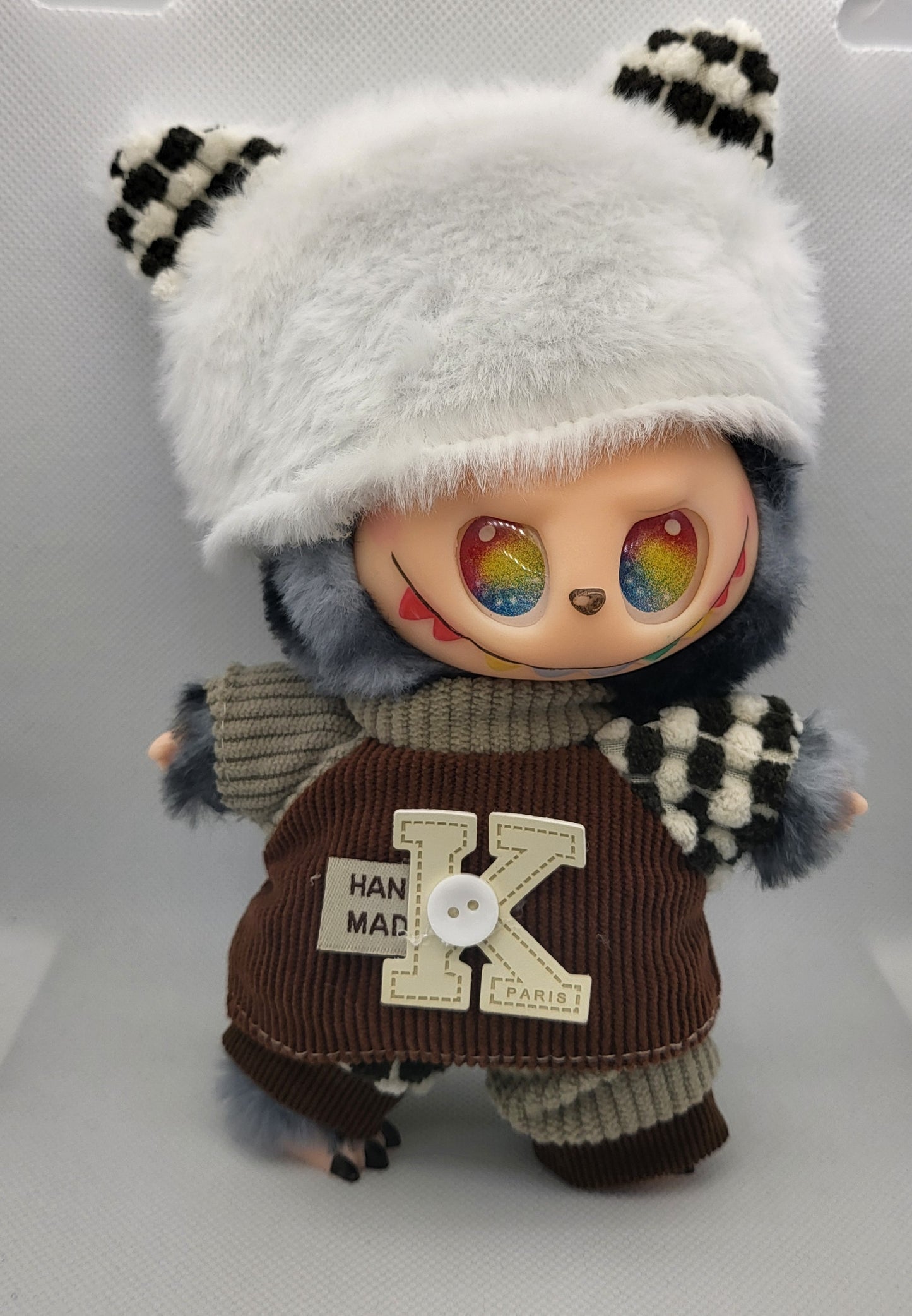 Labubu Outfit - Brown Loungewear Set w/ Fuzzy White Hat